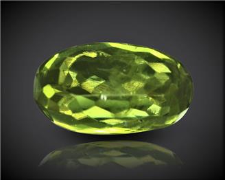 Natural Peridot Certified 5.61 CTS (9547)